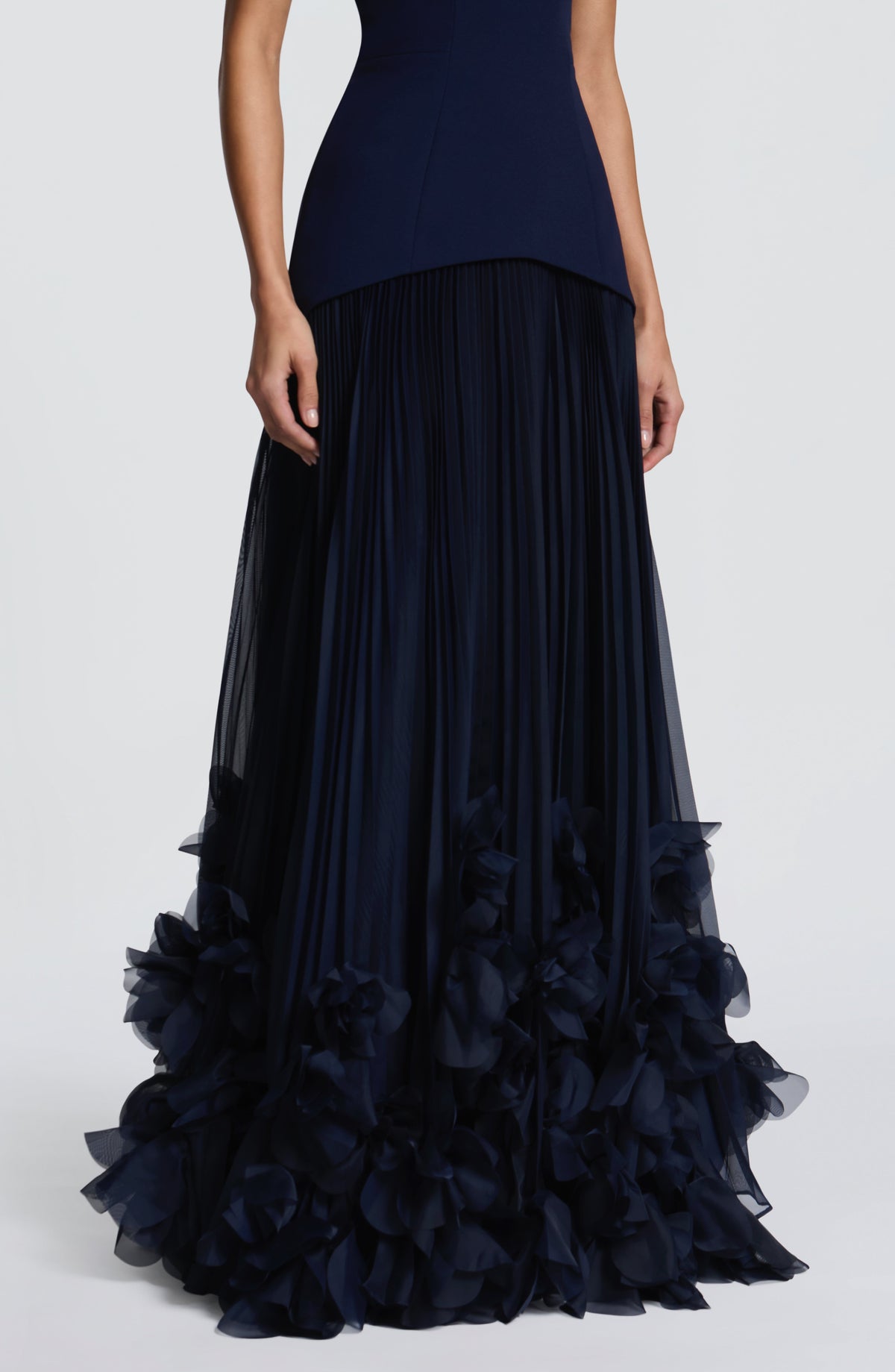 Seraphina Gown - Navy – image 4